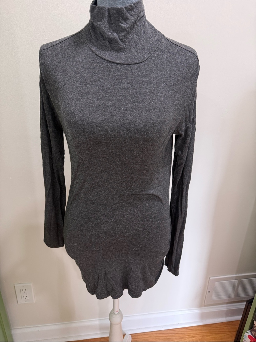 Philosophy Charcoal Gray Long Sleeve Turtleneck Top